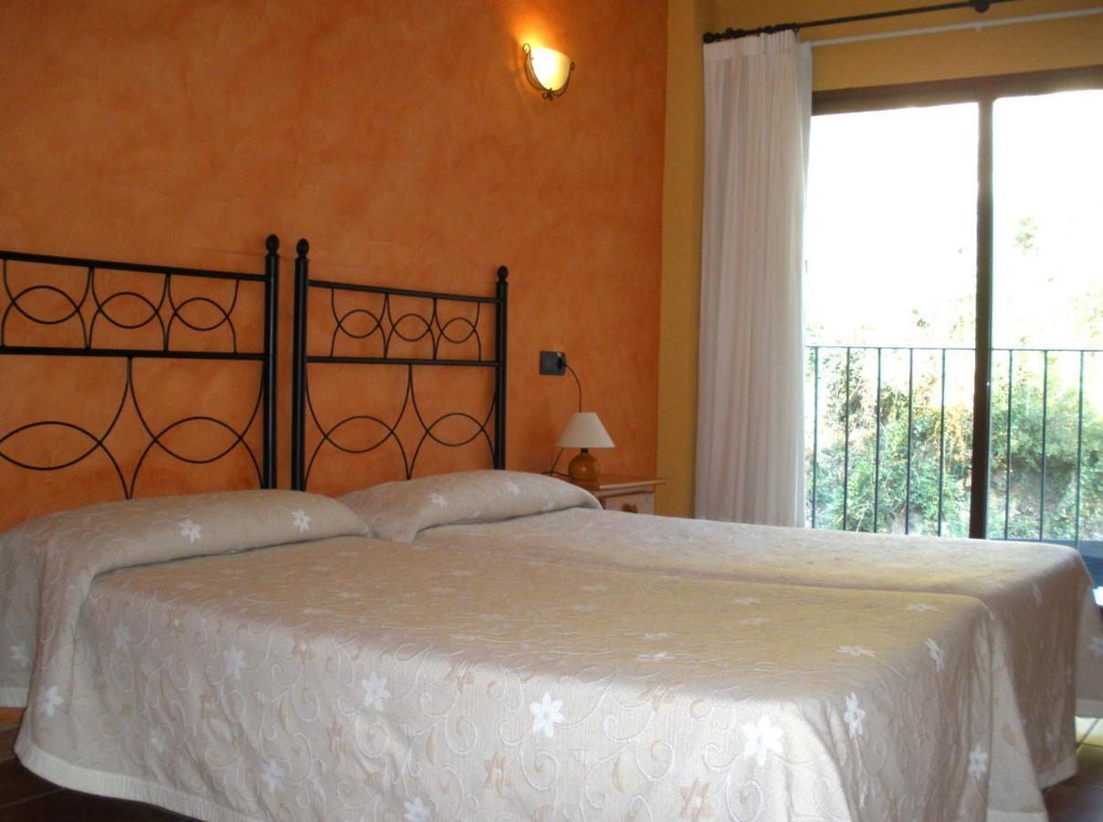 Hotel Restaurante Vinas Viejas Fuentes de Ayódar Εξωτερικό φωτογραφία